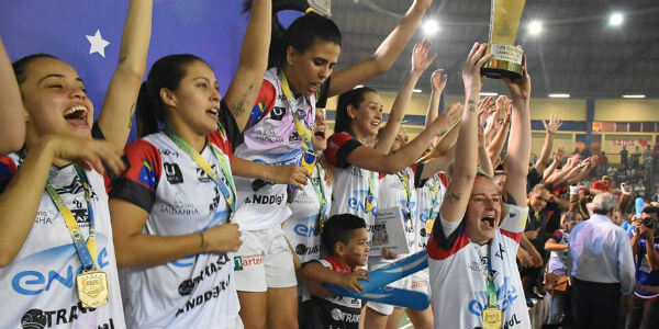 Copa do Brasil Feminina de Futsal 2017 - Cao Ghiorzi Copa do Brasil Feminina de Futsal 2017 - Cao Ghiorzi